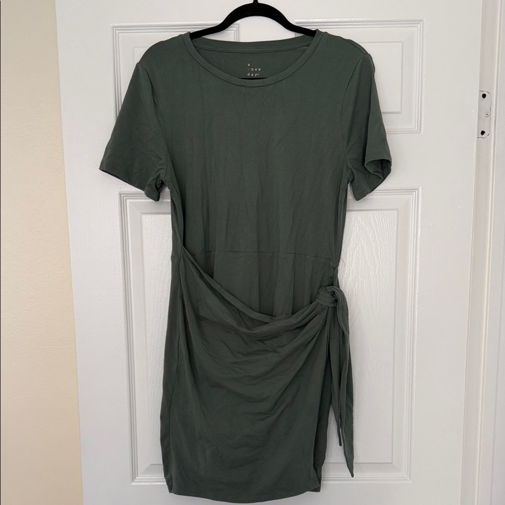 A New Day Green Short Sleeve t shirt dress